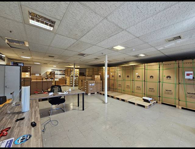4,665M² WAREHOUSE TO LET IN LINBRO PARK